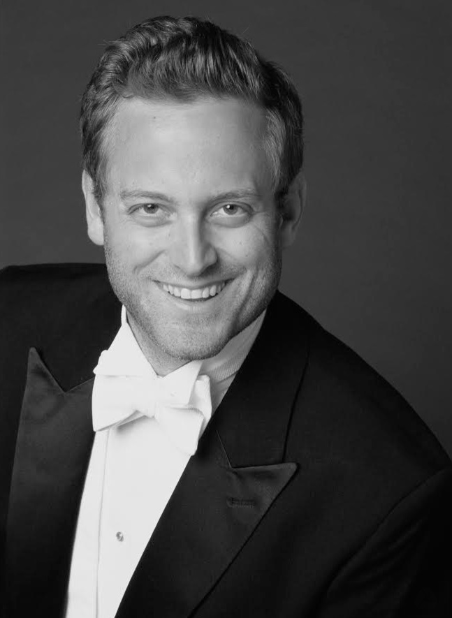 Chris Albanese headshot